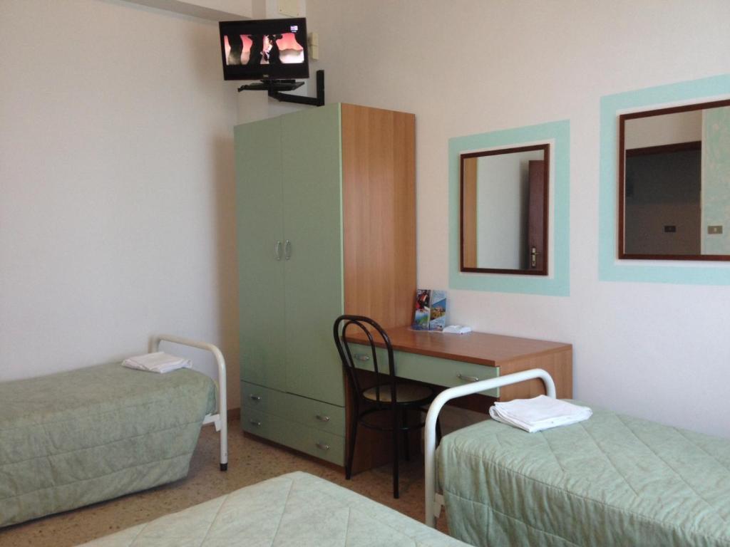 Hotel Rivamare Massignano Pokoj fotografie