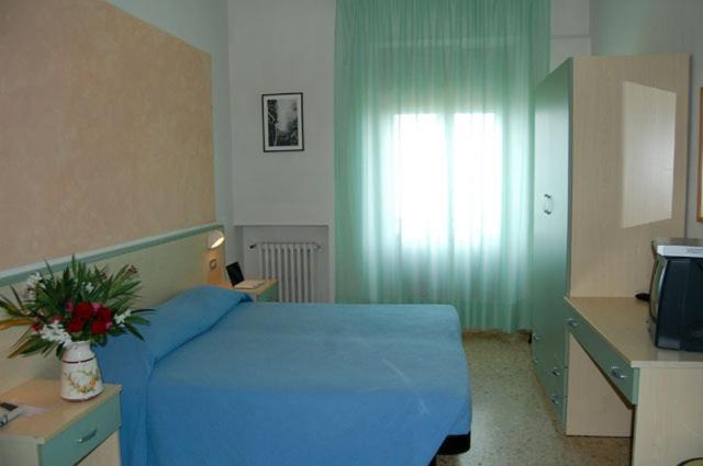 Hotel Rivamare Massignano Exteriér fotografie